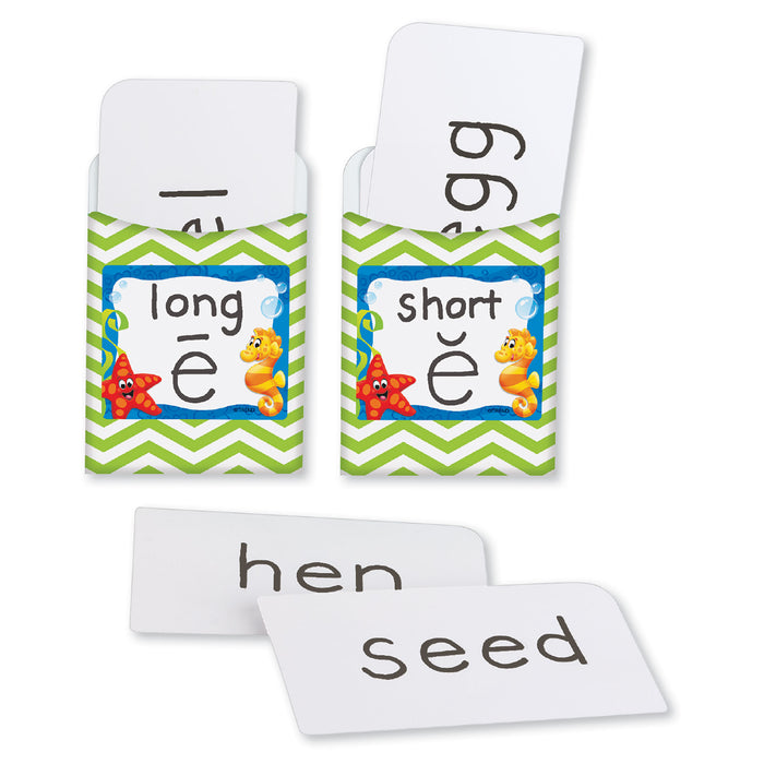 A0897 Vowel Match Learning Fun Activity