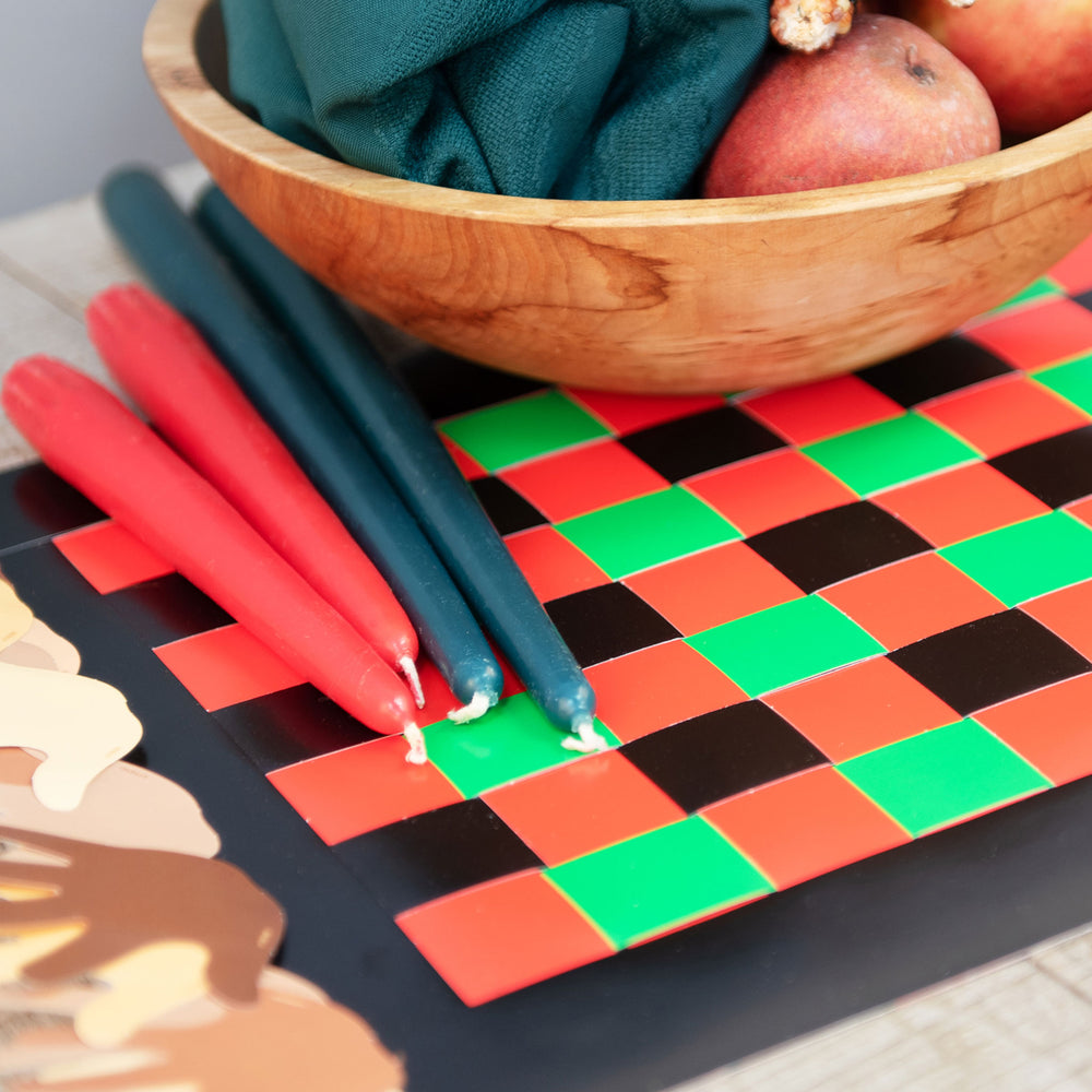 DIY111-1-Happy-Kwanzaa-Placemat